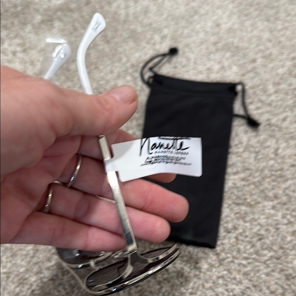 Black Aviator Sunglasses with Case - Picture 5 of 7